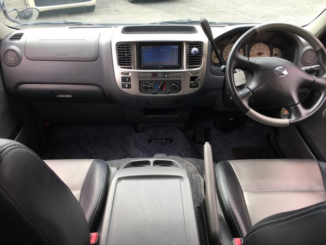 Nissan CARAVAN COACH 2005-04 12996-5