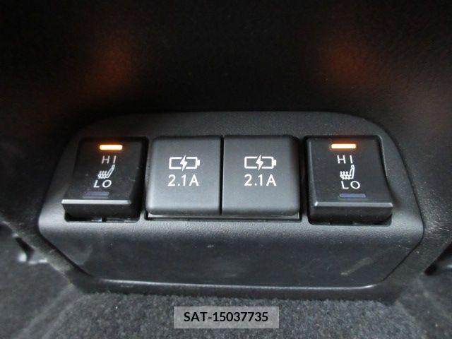 Lexus UX 2021-06 363085-7