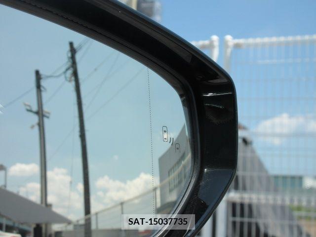 Lexus UX 2021-06 363085-22