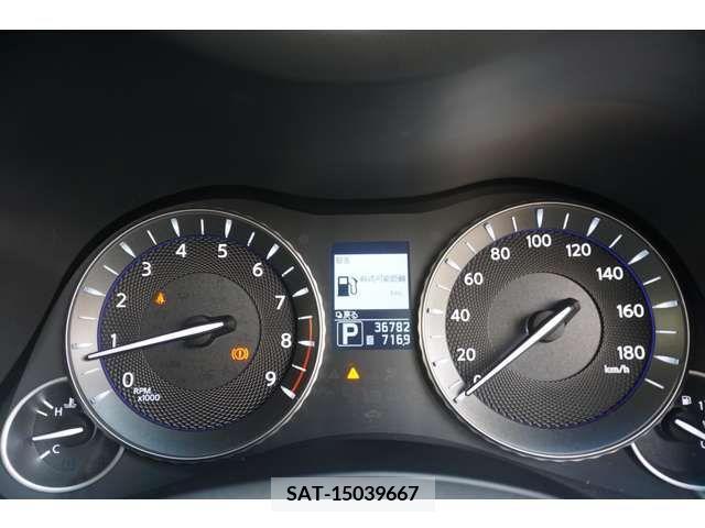 Nissan FUGA 2011-12 396684-9