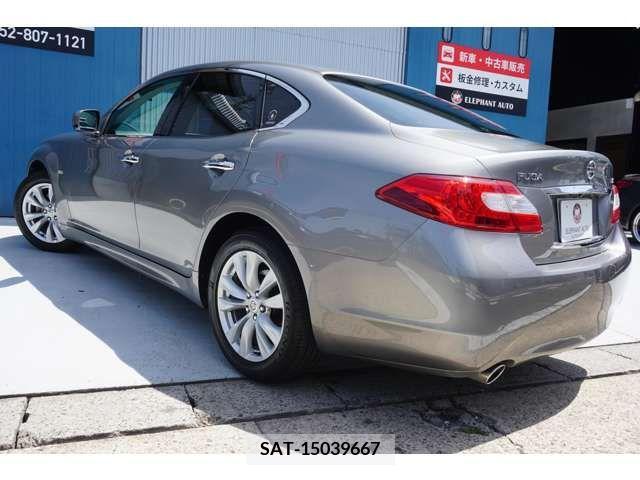 Nissan FUGA 2011-12 396684-6