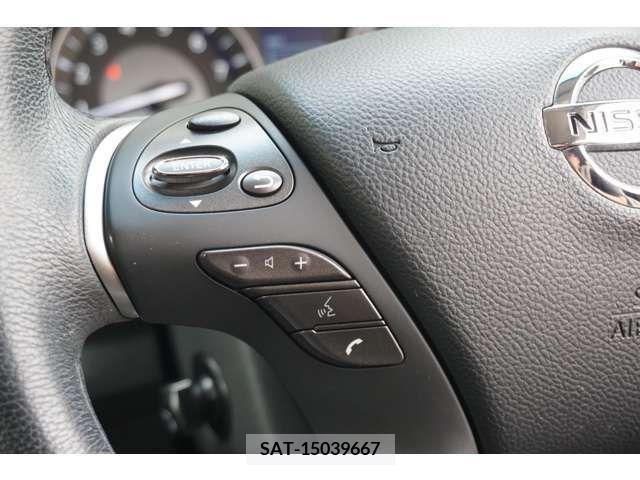 Nissan FUGA 2011-12 396684-11