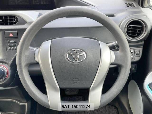 Toyota AQUA 2012-06 389353-10