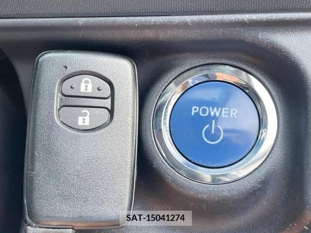 Toyota AQUA 2012-06 389353-3