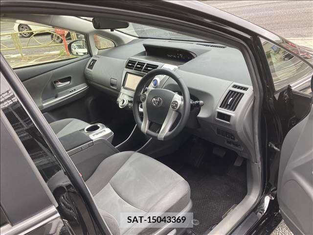 Toyota PRIUS ALPHA 2012-04 282450-9