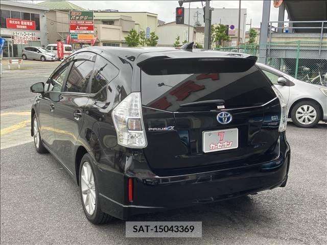 Toyota PRIUS ALPHA 2012-04 282450-8