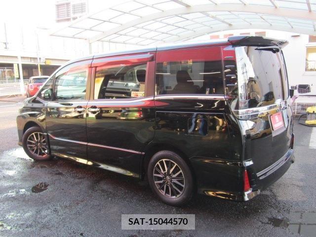 Toyota VOXY 2017-02 248200-3