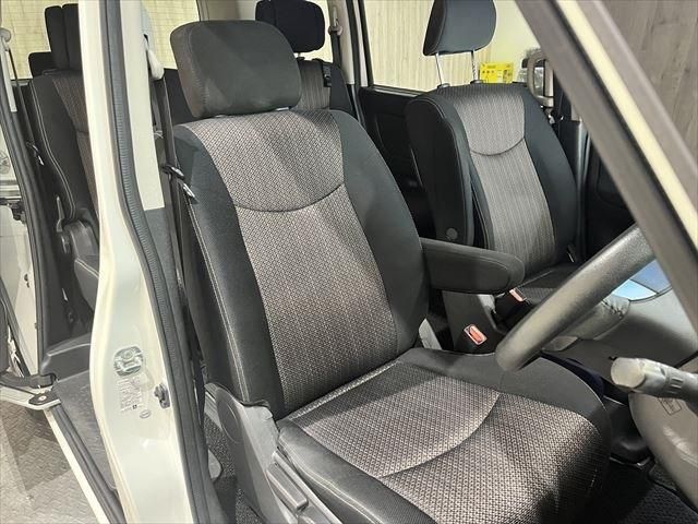 Nissan SERENA 2014-09 193097-19