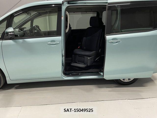 Toyota VOXY 2014-04 203561-5