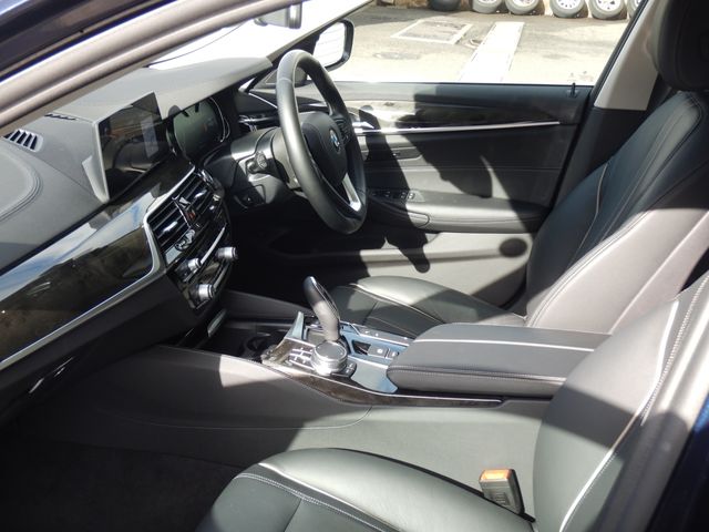 Bmw 5 SERIES 2018-07 181704-1