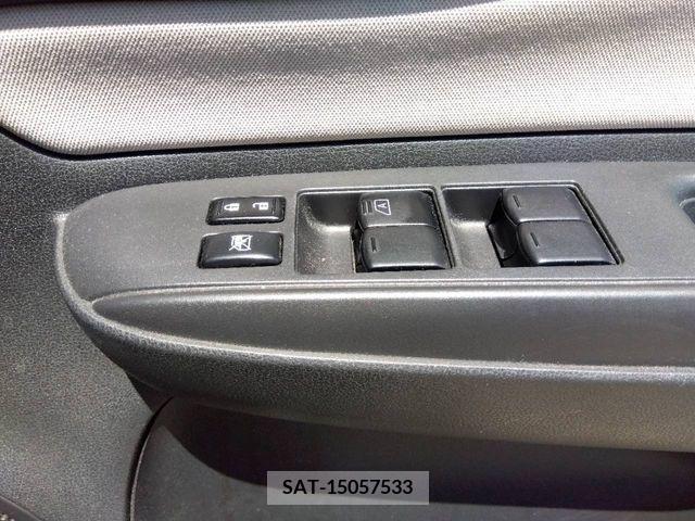Nissan NOTE 2017-03 354885-7
