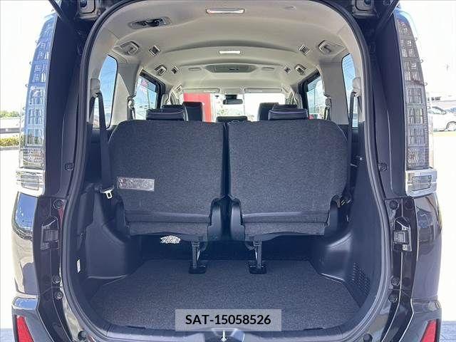 Toyota VOXY 2017-05 289182-19