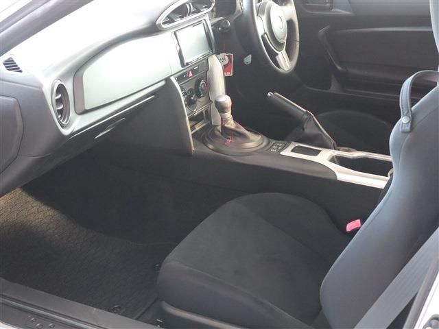 Toyota 86 2013-11 189881-23