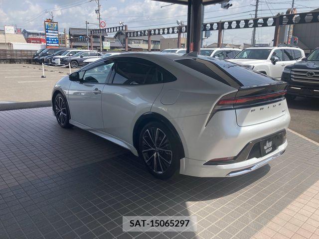 Toyota PRIUS 2023-08 246356-7