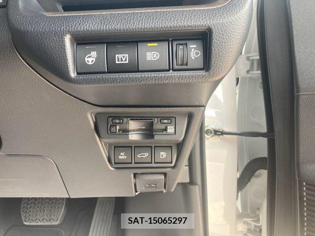 Toyota PRIUS 2023-08 246356-16
