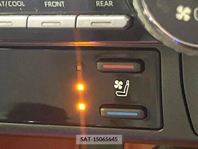 Toyota RAV4 2019-09 220120-6