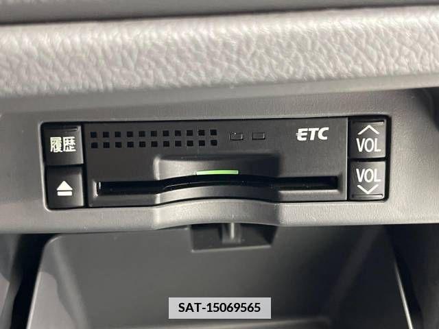 Toyota VOXY 2010-01 337807-6