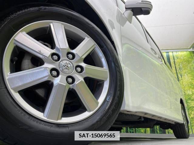 Toyota VOXY 2010-01 337807-14