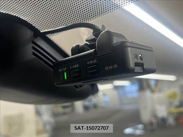 Nissan SERENA 2019-09 223609-11
