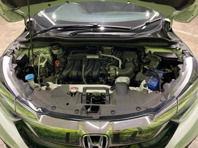 Honda VEZEL 2018-09 10888-18