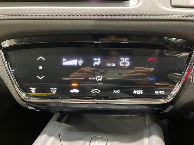 Honda VEZEL 2018-09 10888-6