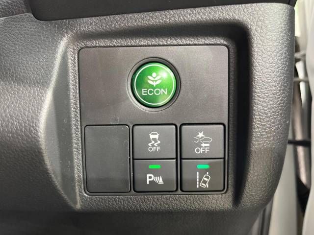 Honda VEZEL 2018-09 10888-4