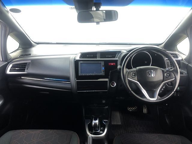 Honda FIT HYBRID 2016-12 191541-1