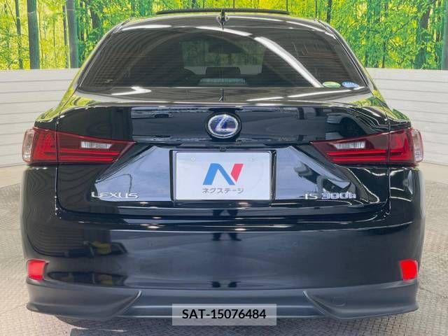 Lexus IS 2015-05 275448-15