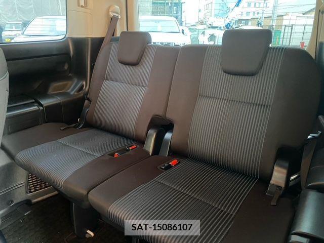 Toyota VOXY 2015-09 289941-24