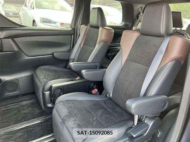 Toyota ALPHARD 2016-09 203395-19