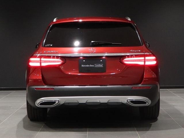 Mercedes Benz E-CLASS 2018-11 194372-12