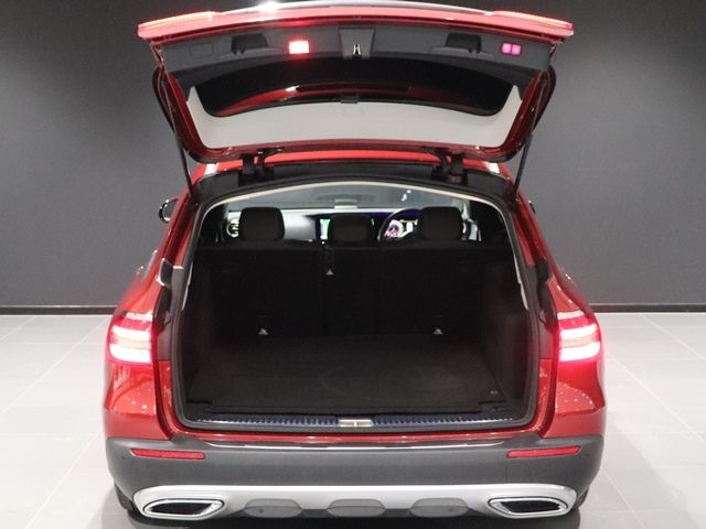 Mercedes Benz E-CLASS 2018-11 194372-16