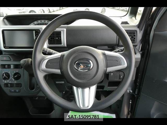 Daihatsu WAKE 2014-11 203222-3