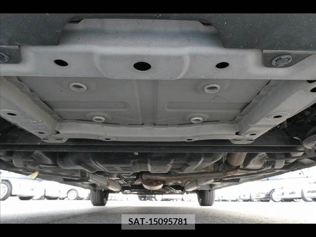Daihatsu WAKE 2014-11 203222-13