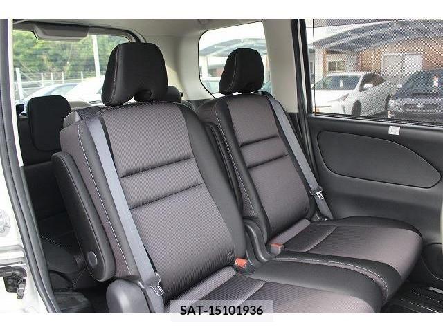 Nissan SERENA 2018-05 324968-13