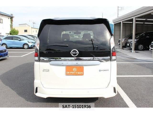 Nissan SERENA 2018-05 324968-6