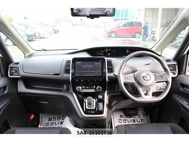 Nissan SERENA 2018-05 324968-16