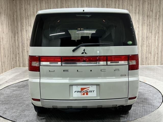 Mitsubishi DELICA D5 2018-09 181263-5