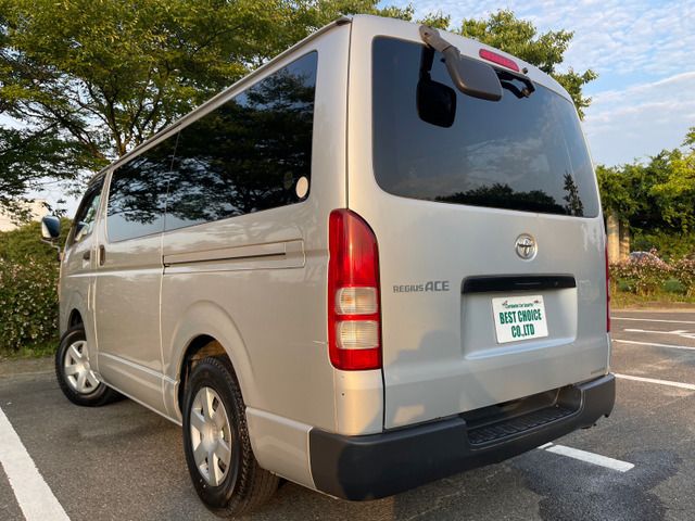 Toyota REGIUSACE VAN 2008-08 4624-4