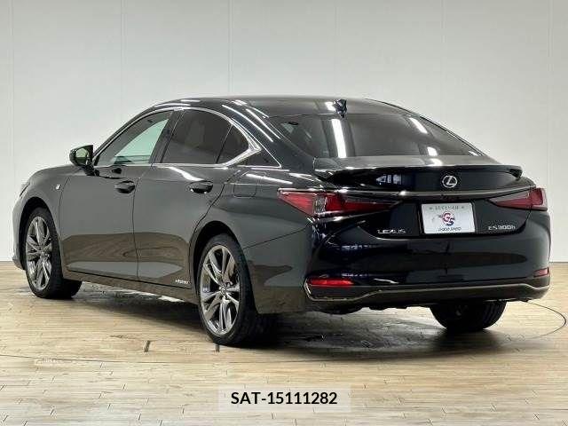 Lexus ES 2021-05 208971-16