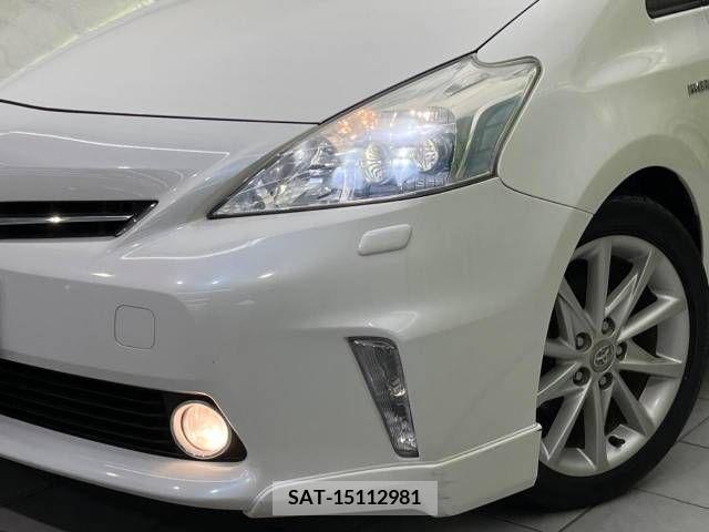 Toyota PRIUS ALPHA 2011-12 366742-12