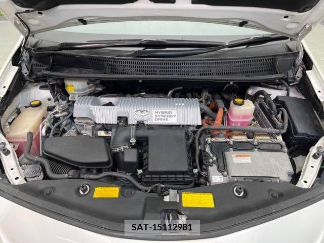 Toyota PRIUS ALPHA 2011-12 366742-18