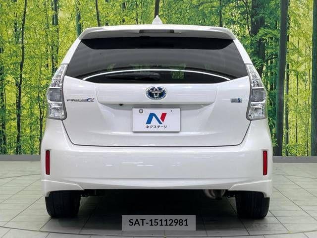 Toyota PRIUS ALPHA 2011-12 366742-15