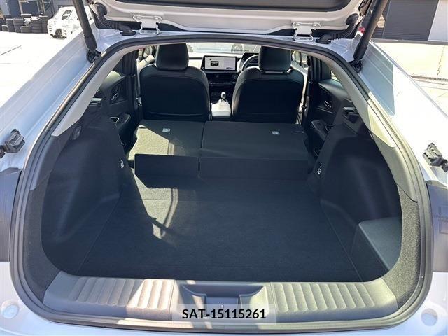 Toyota PRIUS 2023-06 218593-5