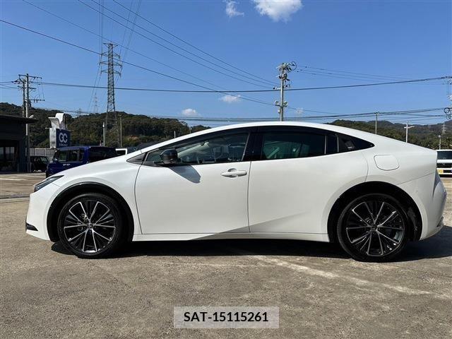 Toyota PRIUS 2023-06 218593-8