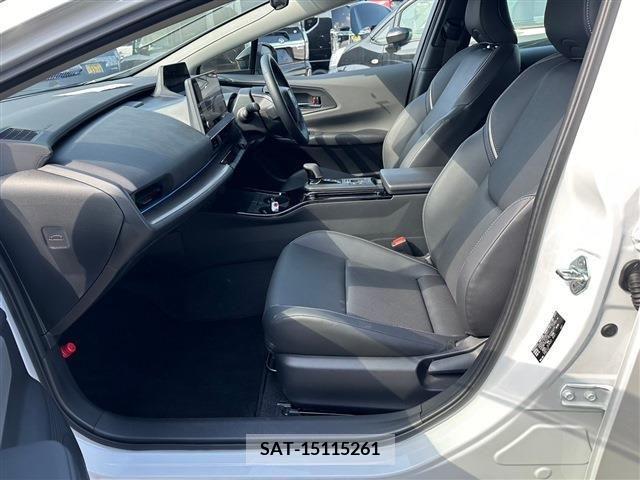 Toyota PRIUS 2023-06 218593-2