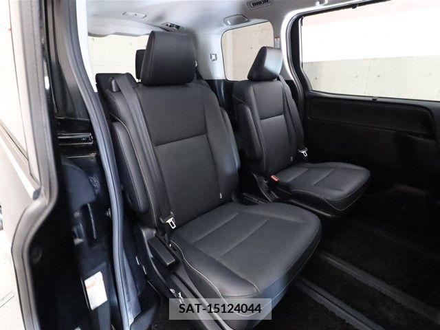 Toyota ESQUIRE 2015-02 215928-4