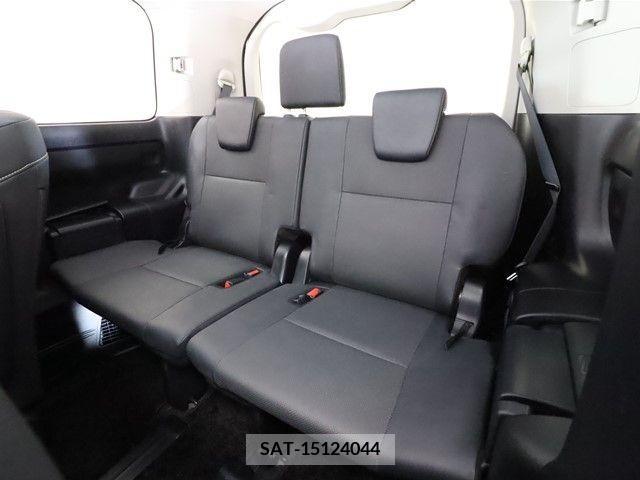 Toyota ESQUIRE 2015-02 215928-7