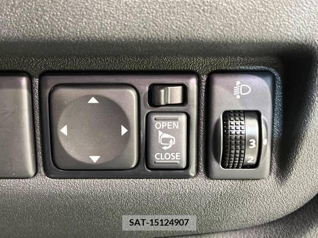 Nissan MARCH 2022-03 276241-4