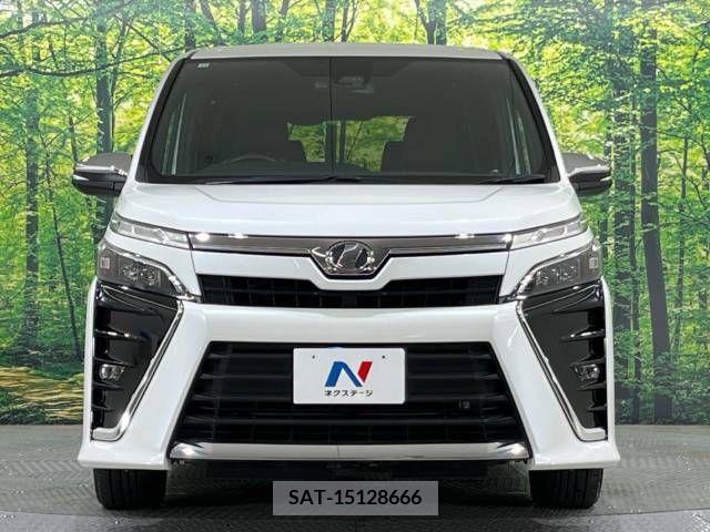 Toyota VOXY 2018-12 370302-14